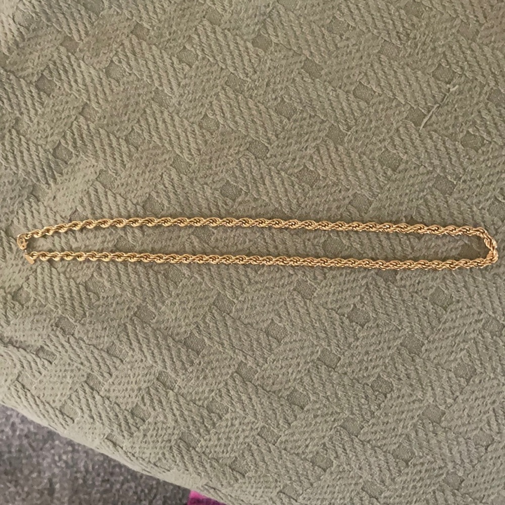 Monet gold necklace